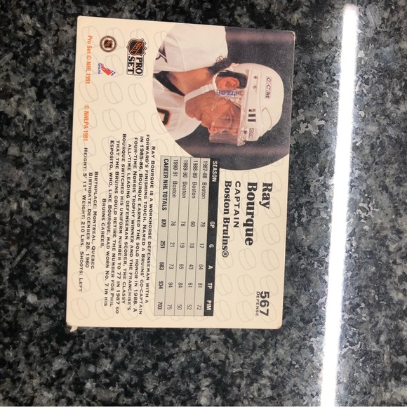 Ray Bourque Pro Set 1991 #567 hockey card!! - Picture 2 of 2